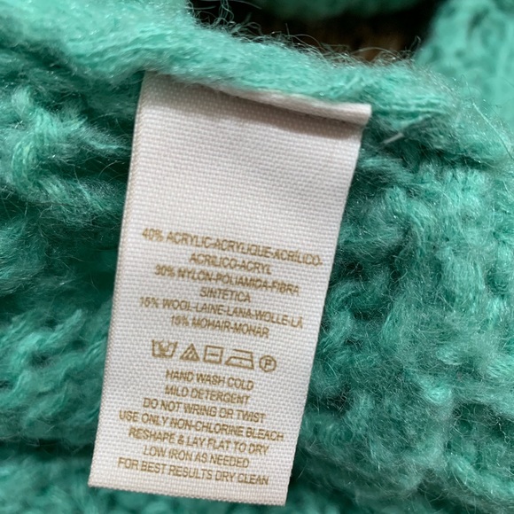 Free People Sweater - Picture 4 of 8